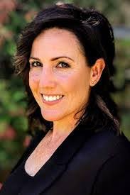 Carol Batts's Instagram, Twitter & Facebook