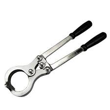 Castration Tools For Cattle Bloodless Burdizzo Castrator Bull Castration Tool Castration Pliers Clamp For Sale The Burdizzo Tool Is Cattle Two By Two Pliers