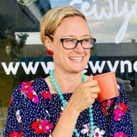 Shea Hansen's Instagram, Twitter & Facebook