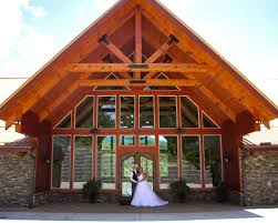 Above The Mist Weddings Events Event Center Venue In 2020 Gatlinburg Weddings Event Center Wedding Ceremony Package