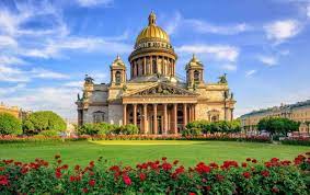 Het is na moskou de grootste stad van het land en een belangrijk industrieel, wetenschappelijk en cultureel centrum. Die Isaakskathedrale In St Petersburg Zeiten Und Tickets