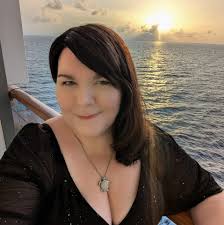 What are the must-have items for a six-day cruise?