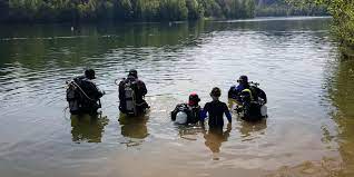 Mar 03, 2010 · deutschland € 5,00 · a € 6,00 · benelux € 6,00 · ch 10,00 sfr. Wuppertalsperre Unser Tauchrevier Top Dive