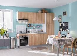 Aménagement petite cuisine 12 idées de cuisine ouverte dans une petite cuisine ouverte sur le salon pour placer une séparation de pièce entre la cuisine et le reste de l'espace la plus pratique possible l'astuce d'aménagement c'est ce meuble bar autonome en vis à vis du linéaire qui multiplie. Petites Cuisines Leroy Merlin Toutes Nos Inspirations Marie Claire