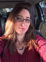 so about 2 years ago me and my friend got these awesome reversible KDA  keychains in the vendor hall, but we can't find the artist!! If anyone has  something similar or knows