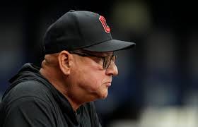 Cora Hall's Instagram, Twitter & Facebook