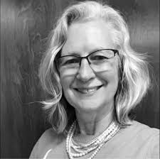 Over 50 Years of Sisterhood❤️ This incredible group from the Epsilon Gamma  Chapter — installed in 1968 — has been part of each other's lives for more  than five decades. Since their