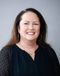 Jennifer Kole's Instagram, Twitter & Facebook