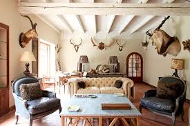Un Salon De Chasse Idee Deco Salon Deco Maison Deco Salon