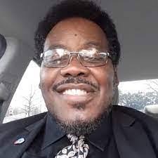 Lloyd Haskett's Instagram, Twitter & Facebook