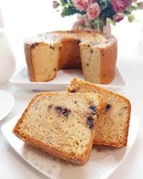 Abstrak cake merupakan produk kue yang mengandung lemak dan terbuat dari bahan utama yaitu tepung, gula, telur, dan lemak. Resep Bolu Pisang Panggang Camilan Lembut Untuk Teman Ngopi
