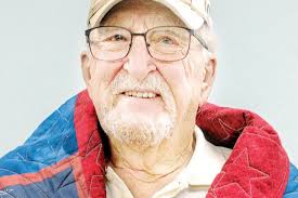 Four veterans receive 'Quilts of Valor'