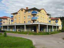Drei kriterien, die nicht oft verwendet werden, sind die filter sauna, pool, and spülmaschine. Lazarus Haus Bad Kosen Seniorenwohnanlage Hoffnungstaler Stiftung Lobetal