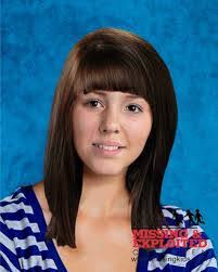 Leanna Warner's Instagram, Twitter & Facebook