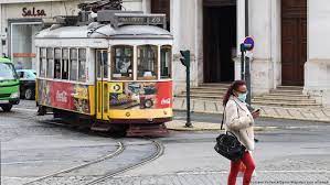 Permission for entering portugal for essential travel is the sole. Covid 19 Portugal Imposes 3 Day Travel Ban On Lisbon Dw News Latest News And Breaking Stories Dw 19 06 2021