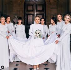Had an unexpected guest at their recent virtual wedding: Ellie Goulding S Bridesmaid Shares Sweet Photo Of Her Glam Bridal Team Famous Wedding Dresses Glam Bridesmaid Bridal