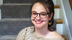 Amy Goldfarb's Instagram, Twitter & Facebook