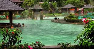 Relaksasi Di Kolam Pemandian Air Panas Ciater Bandung Travel Pelopor Paket Tour Wisata Halal Dunia