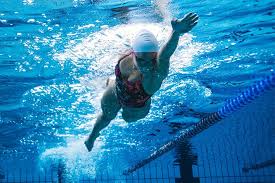 freestyle swimming  10 tips to improve