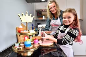 Slagter heeft het idee dat heel holland bakt kids veel kijkers zou kunnen trekken. Goudse Saar 9 Wint Heel Holland Bakt Kids Ik Wist Niet Dat Ik Zo Goed Kon Bakken Indebuurt Gouda