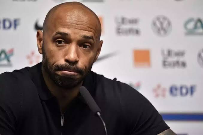 Thierry Henry : "Arsenal est très…", la légende du club londonien déplore  cette faiblesse des Gunners - YOP L-FRII