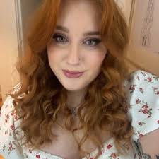 Jenna Johns (@jennanojohns)