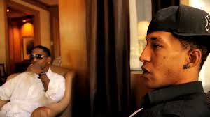 Around The World in 90 Seco...