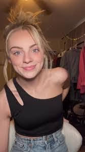 Candice Serna's Instagram, Twitter & Facebook