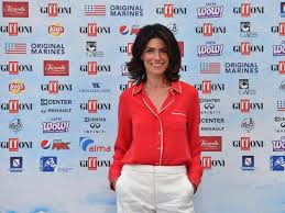 Anna valle, chi è il marito della ex miss italia. Anna Valle Il Fake In Rete Che Si Spaccia Per Me Corriere It