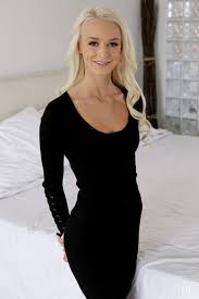 Johnny Castle, Emma Hix in Dinner and some tight pussy - Nubile Films -  Pure Nude Girls