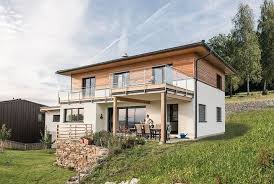 Hausbau Der Hang Zum Hang Immo Region West Derstandard At Immobilien Haus Bauen Haus Hanglage Haus Architektur