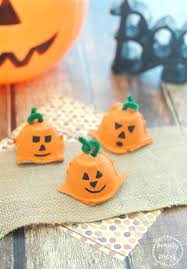 Adorable Egg Carton Pumpkins For Fall Avec Images Bricolage Halloween Facile Citrouille Halloween Bricolage Bricolage Enfants Halloween