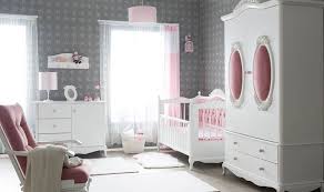 Beyaz Bebek Odasi Takimlari Ve Dekorasyonu Kiz Odasi Dekorasyonu Mobilya Fikirleri Yatak Odasi Mobilyalari