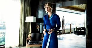 Novel orang ketiga anyelir ini merupakan sebuah novel terbaru yang saat ini sedang trending di media sosial dan banyak dicari oleh pecinta novel. Showbiz Flying High With Dark Comedy