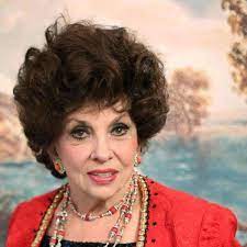 We did not find results for: Gina Lollobrigida Lasst Sich Impfen Promis