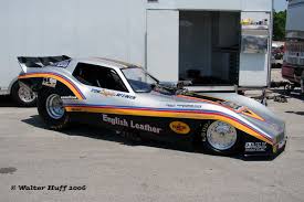 Pedregon with the starting line advantage, but todd chases him down at the 1/8 mile mark and holds on for close win. Photo Tom Mcewen English Leather 78 Corvette Fc Nhrr 2006 Corvette Funny Cars Album Vinceputt Fotki Com Photo And Video Sharing Made Easy