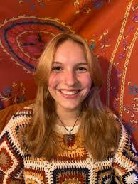 Emma Boucher's Instagram, Twitter & Facebook