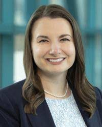 Leanne Torres's Instagram, Twitter & Facebook