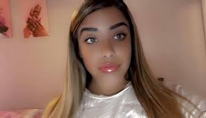 I'm drowning i need stars please help 🤲