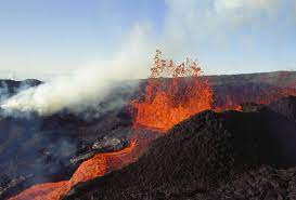 Most Dangerous Volcanoes Around The World Mauna Loa Volcano Shield Volcano