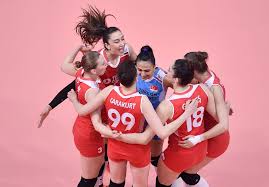 Filenin sultanları'nın, türkiye voleybol federasyonu tarafından yönetilen resmi twitter hesabıdır. Filenin Sultanlari Son Sampiyon Abd Yi Set Vermeden Yendi