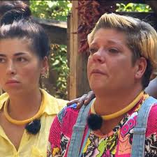 VV Leo párja álnéven pocskondiázta a Farm VIP szereplőit: kénytelen volt  bocsánatot kérni a realitysztár