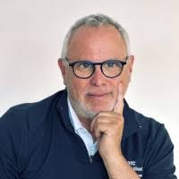 400+ perfiles de «Desnoyers»