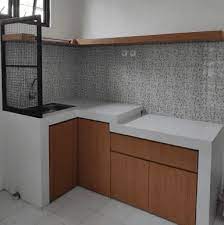 Budget terbatas tapi ingin punya meja yang bagus di lihatnya, tidak kampungna tapi terlihat modern, bisa coba menggunakan bahan multiplex dengan finising hpl warna putih seperti di gambar kenapa harus warna putih karena warna dasar putih jauh lebih murah. Rekomendasi Meja Dapur Minimalis Dengan Harga Di Bawah 1juta
