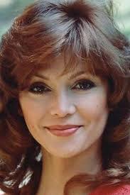 Louella Lee's Instagram, Twitter & Facebook