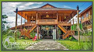 Untuk itu, model rumah panggung adalah ide terbaik untuk mengatasinya. Rumah Panggung Produk Unggulan Cv Tumou Pratama