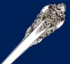 Introduced in 1941, it captures classic symbols of the renaissance in the exquisitely carved pillar and acanthus leaf curved as in. Grande Baroque By Wallace Sterling Silverware Place Settings Individual Place Settings Pieces