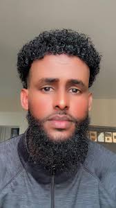 Afku ben ma shegine wan ku ildaranhy #somaliatiktokers🇸🇴✌  #konfurgelbed🇦🇿 #nairobitiktokers #USA #UK #germany #fyp @JEYLAANI  @maslaxyare🦁 @UMU AXLAAM💝