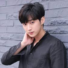 He is currently managed by bb entertainment. B1a4 Jinyoung Instagram