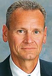 Western Illinois football coach Bob Nielson resigns, takes South Dakota job